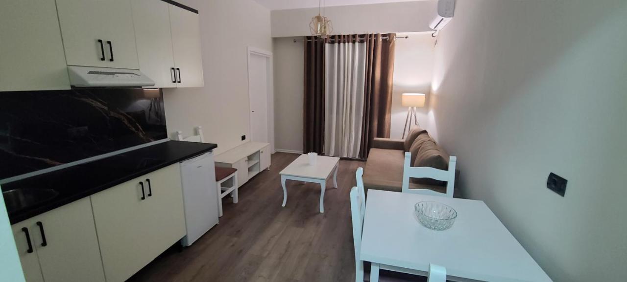 D1 & 4* Tirana